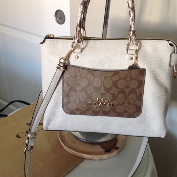 Coach Handbags - Coach Bag -
